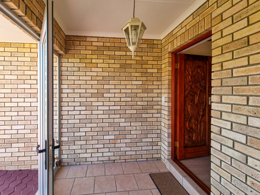 3 Bedroom Property for Sale in Dana Bay Western Cape